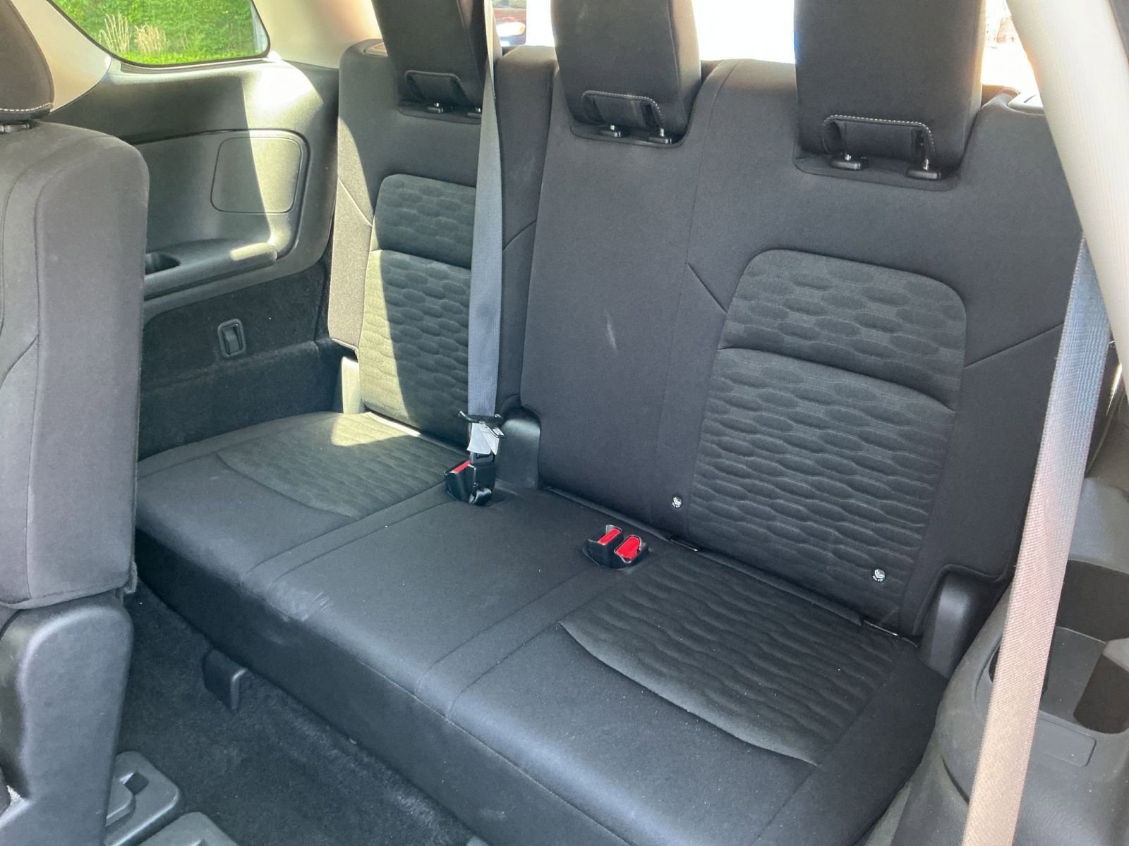 Used 2025 Nissan Pathfinder SV AWD/4WD image 24