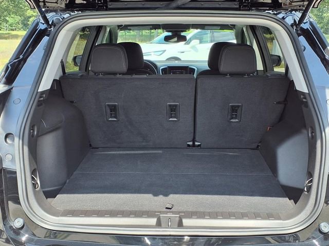 Used 2023 GMC Terrain SLE w/ Driver Convenience Package image 11