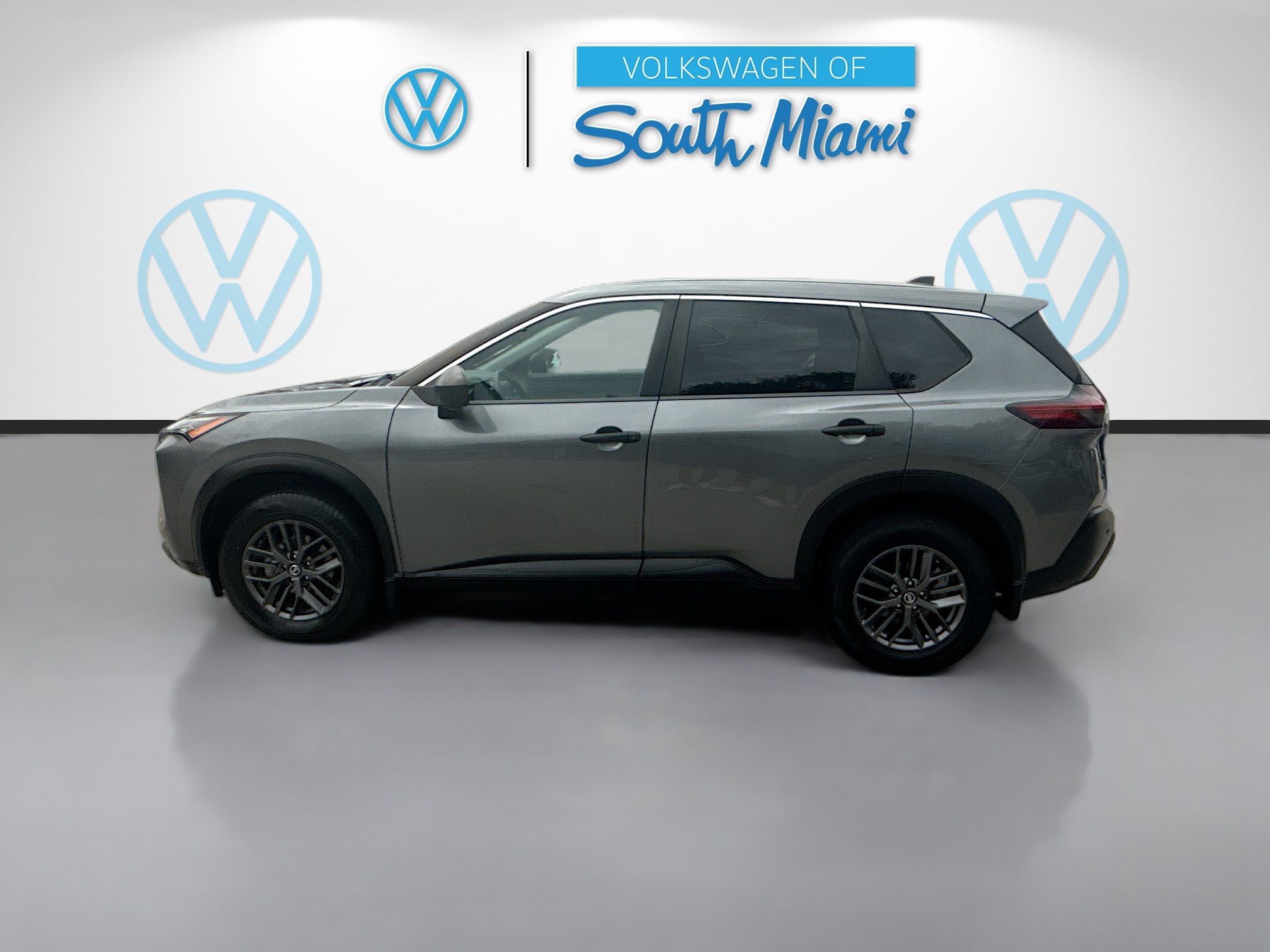 Used 2021 Nissan Rogue S FWD image 4