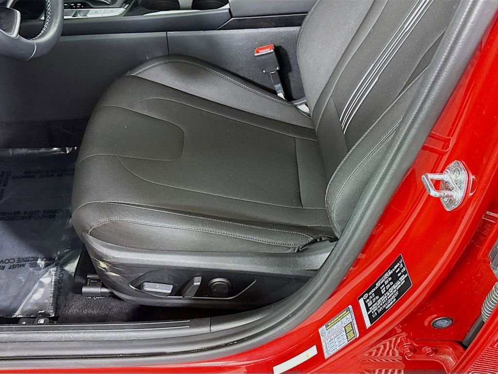 Certified 2022 Hyundai Elantra SEL w/ Convenience + Premium Package FWD image 25