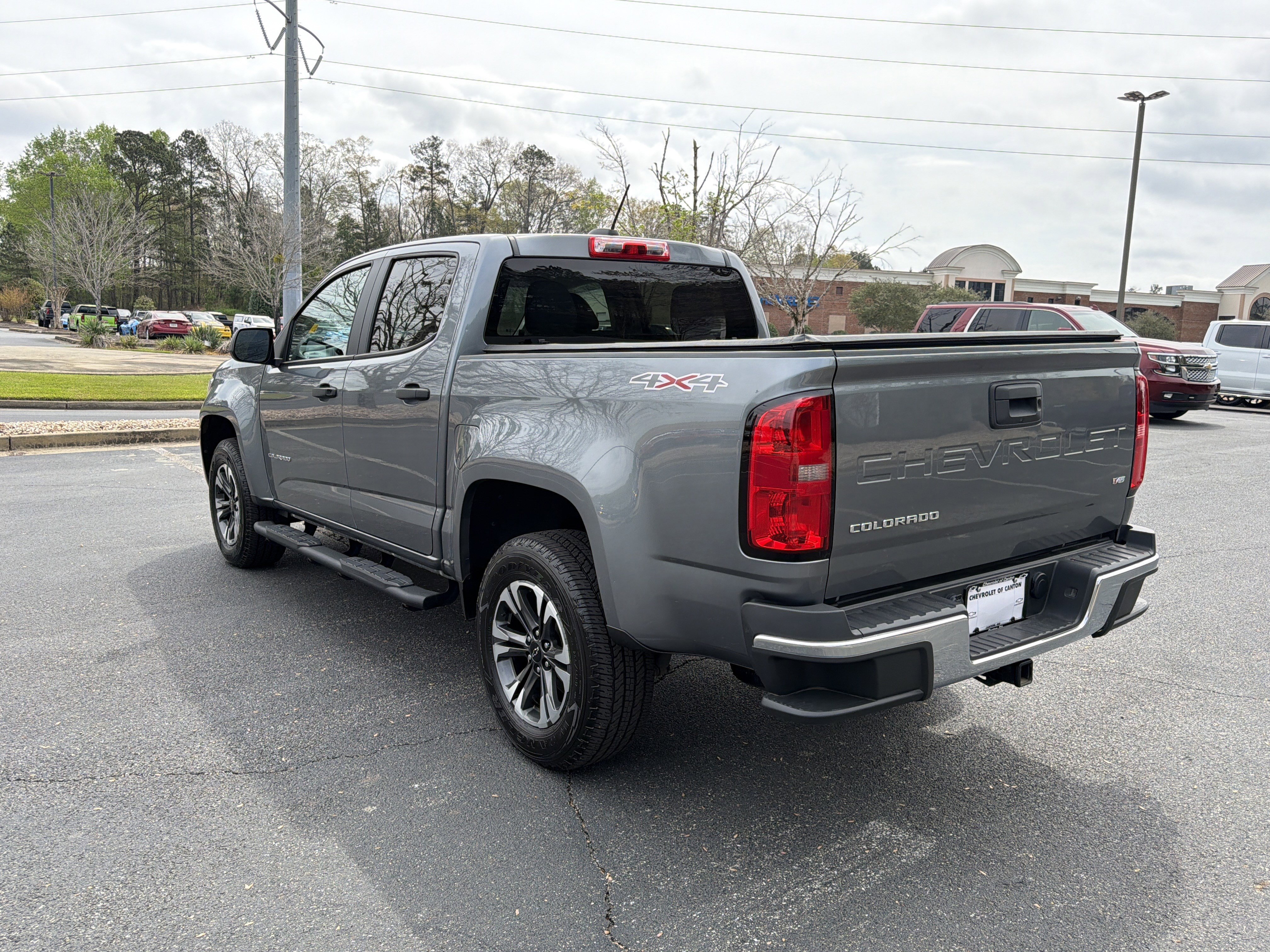 Used 2022 Chevrolet Colorado W/T w/ WT Convenience Package AWD/4WD image 7