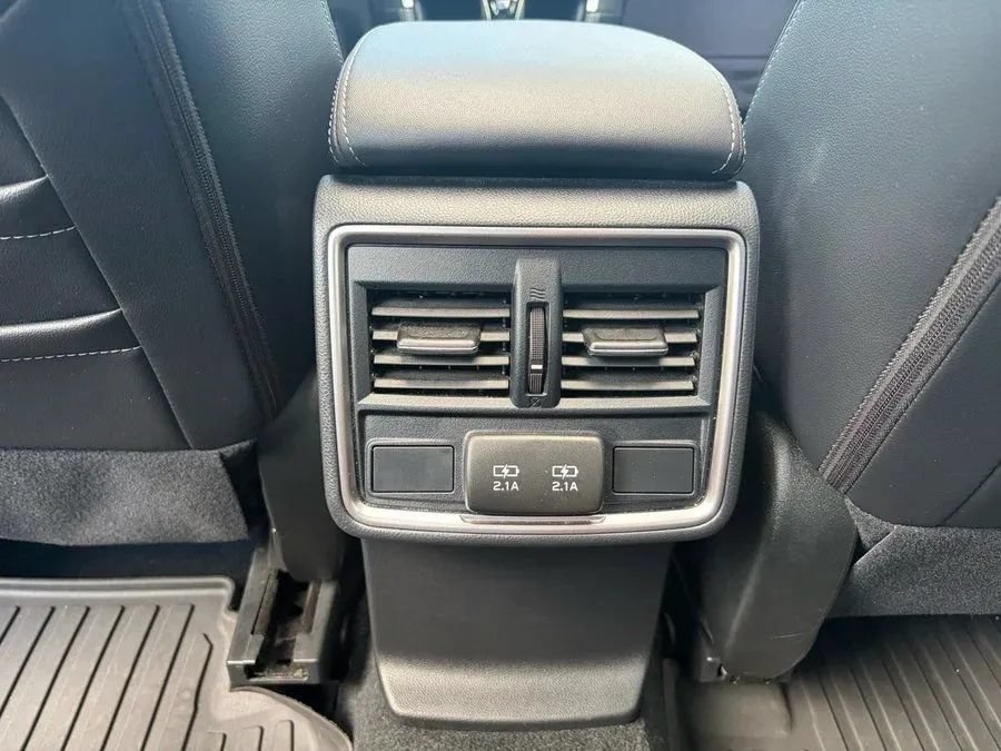 Used 2021 Subaru Forester Limited AWD/4WD image 28