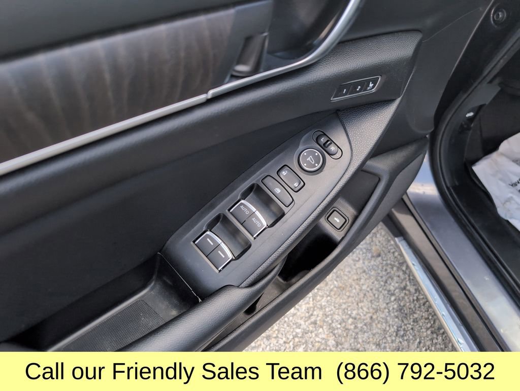 Used 2022 Honda Accord EX-L image 12