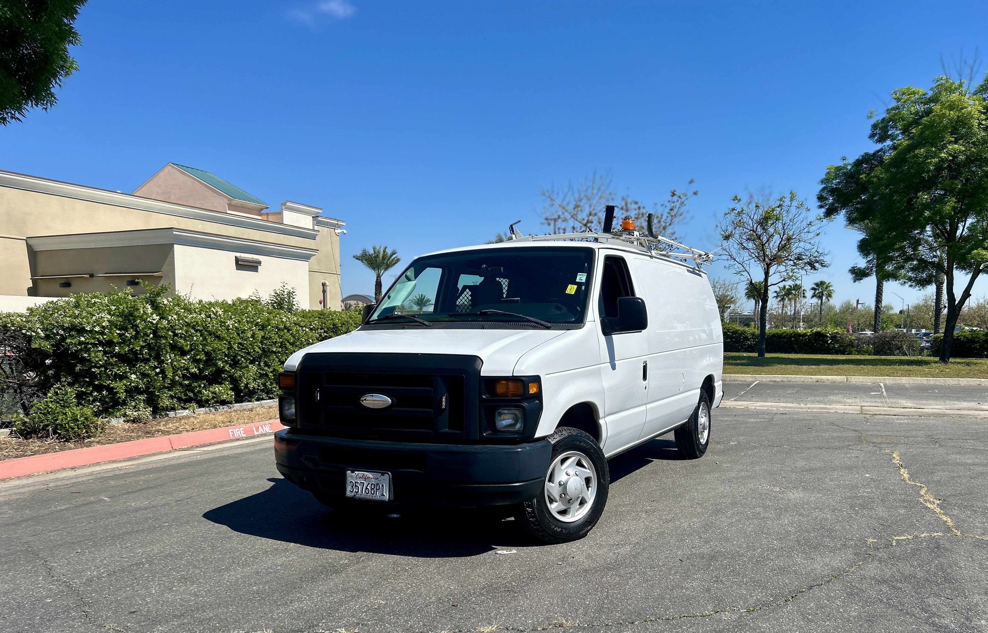 Used 2014 Ford E-150 and Econoline 150 w/ Power Group RWD image 2
