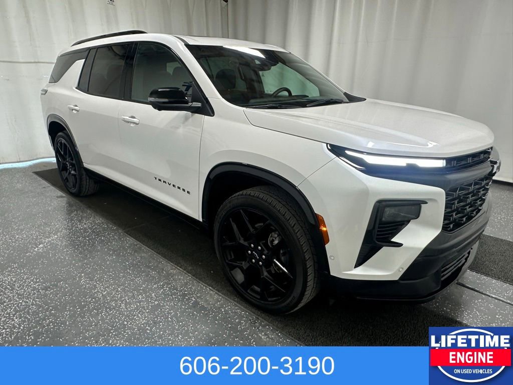 Used 2024 Chevrolet Traverse RS video 3