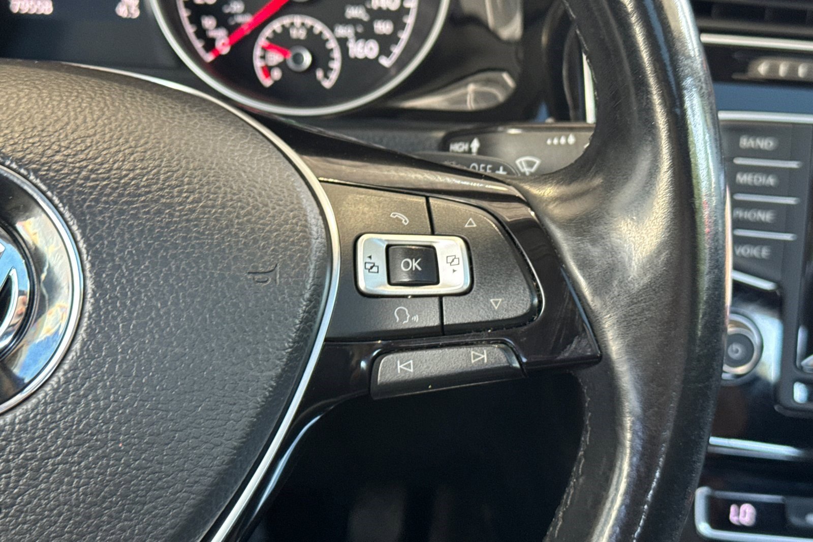 Used 2015 Volkswagen Golf SEL w/ Lighting Package (SEL) FWD image 32