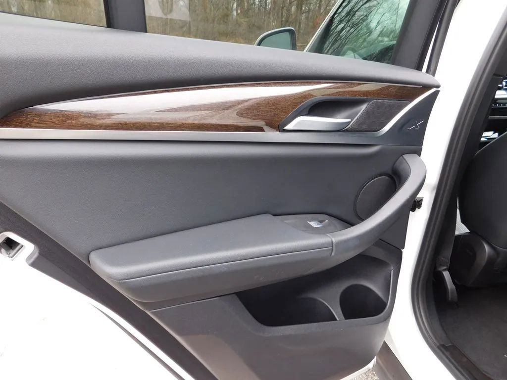 Used 2023 BMW X3 sDrive30i image 8
