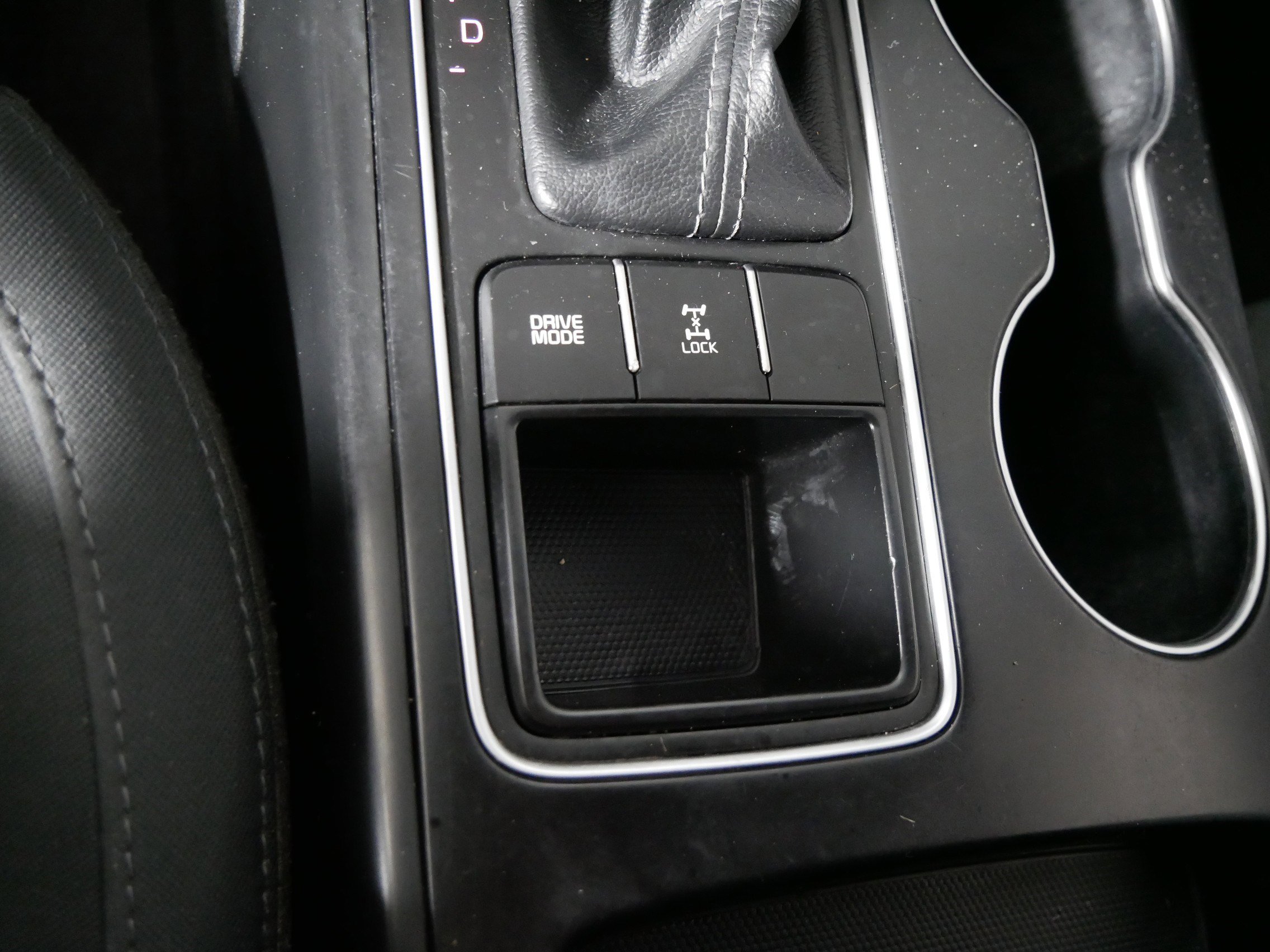 Used 2019 Kia Sorento LX AWD/4WD image 30