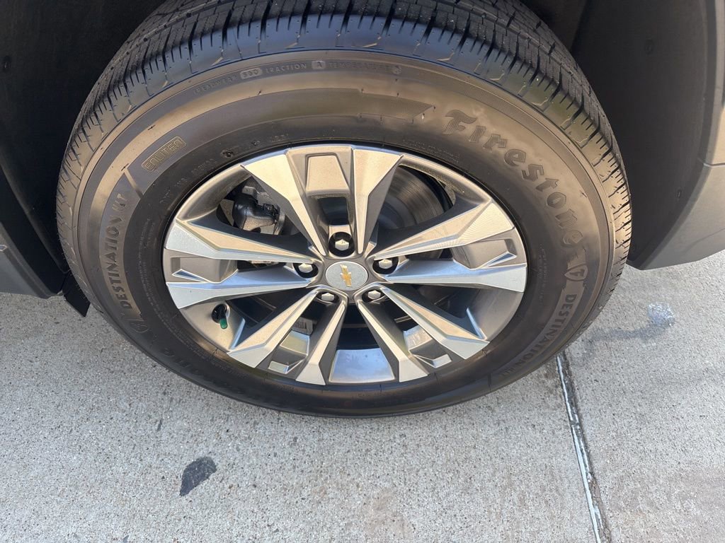 New 2026 Chevrolet Equinox LT w/ Safety and Technology Package image 18