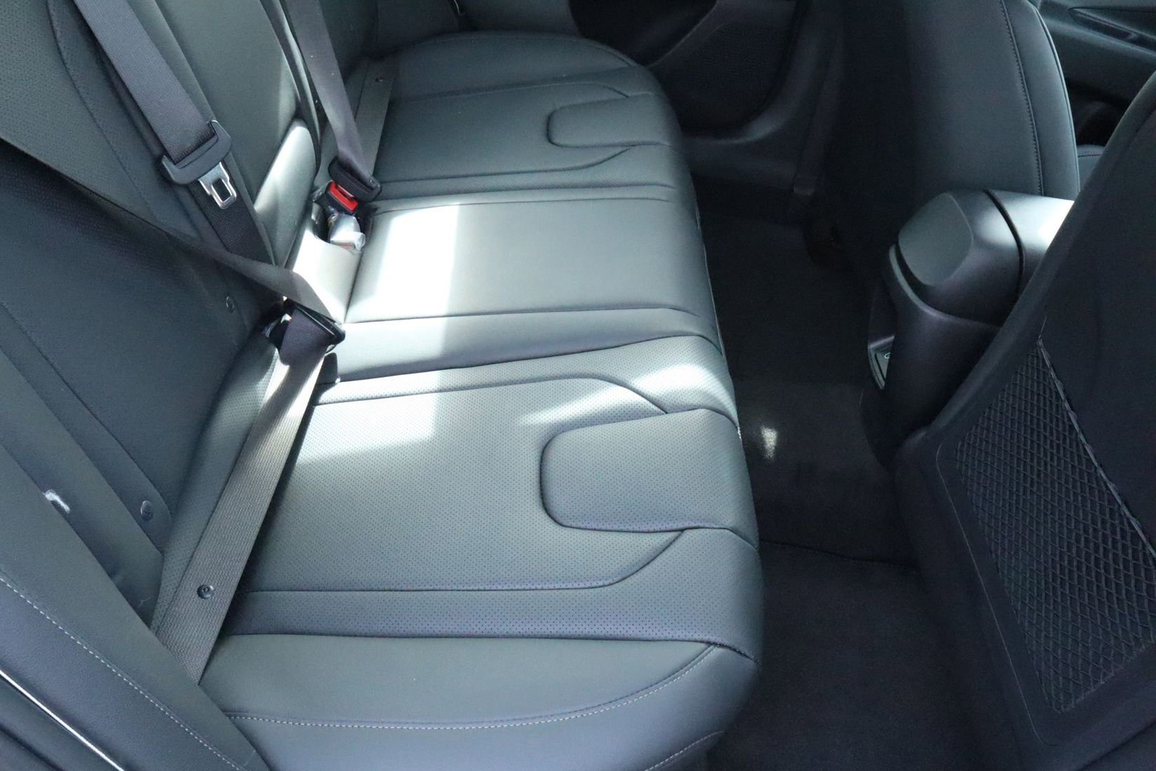 New 2026 Hyundai Elantra Limited image 21