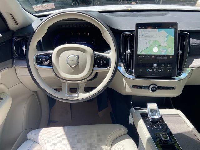 New 2026 Volvo XC90 T8 Ultra w/ Protection Package Premier AWD/4WD image 14