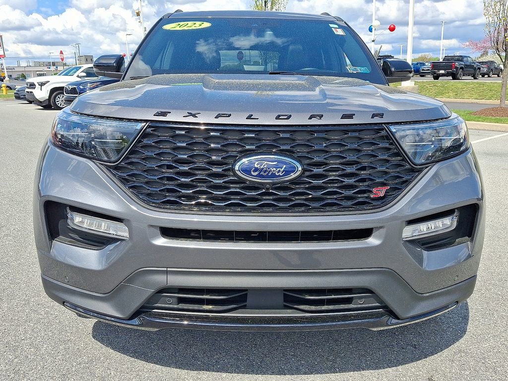 Used 2023 Ford Explorer ST w/ Equipment Group 401A AWD/4WD image 3