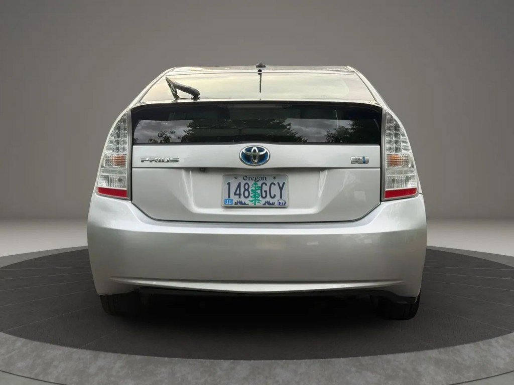 Used 2010 Toyota Prius Five FWD image 12