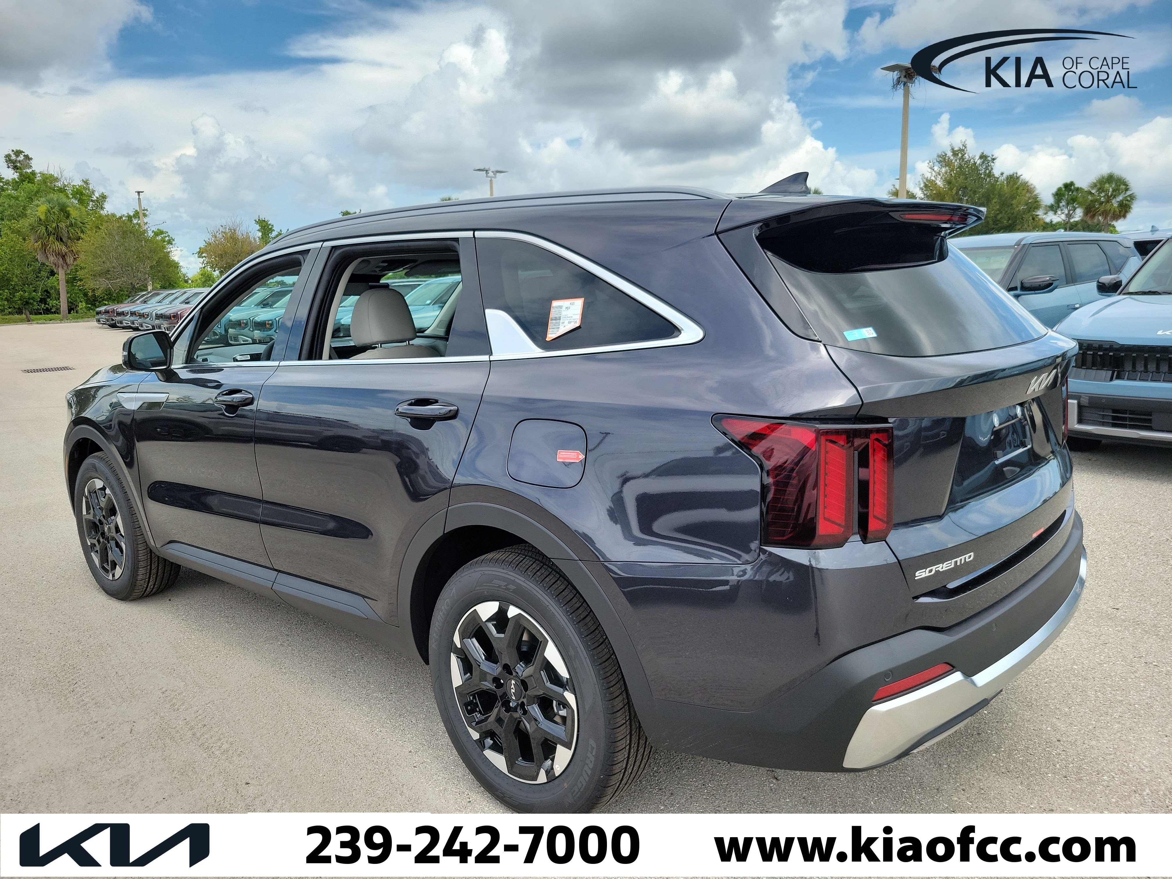 New 2026 Kia Sorento S FWD image 7