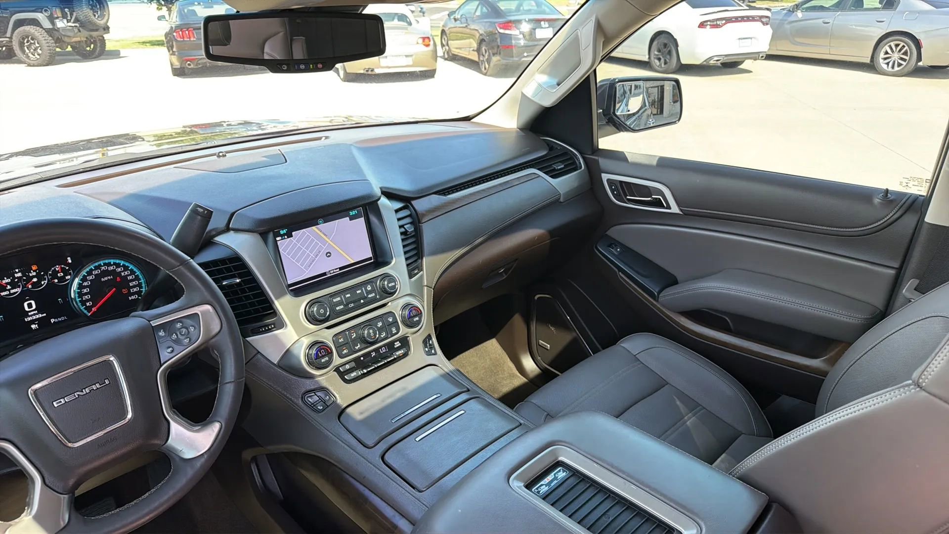 Used 2018 GMC Yukon Denali w/ Denali Ultimate Package AWD/4WD image 70