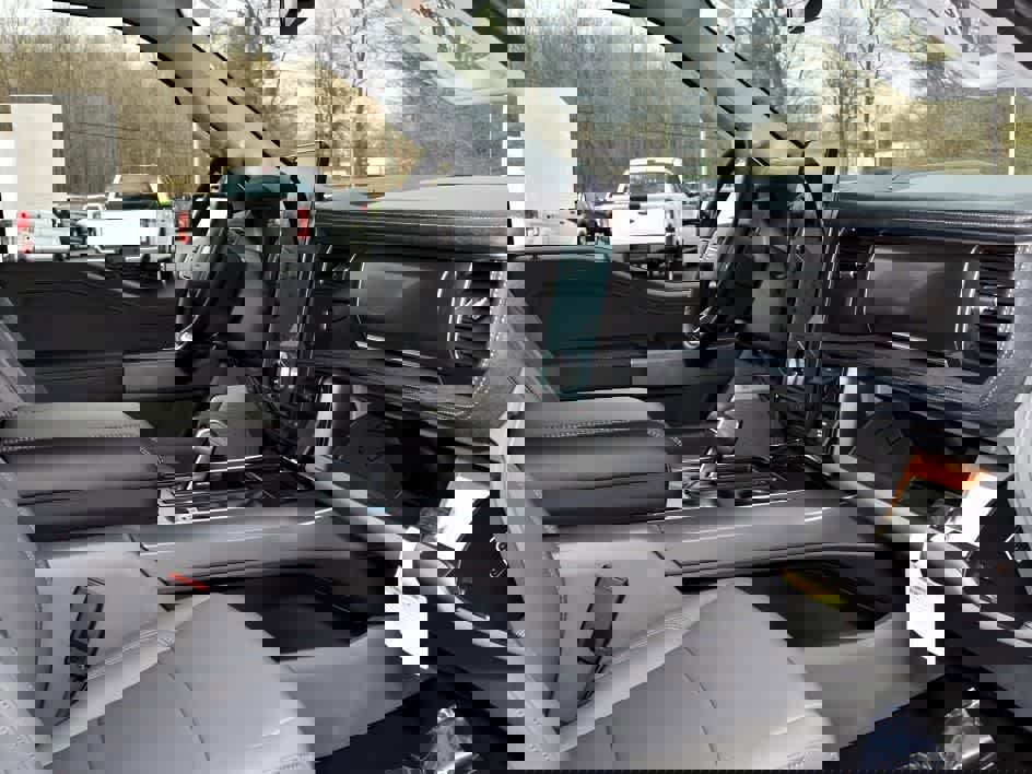 New 2025 Ford F150 Lightning Flash image 26