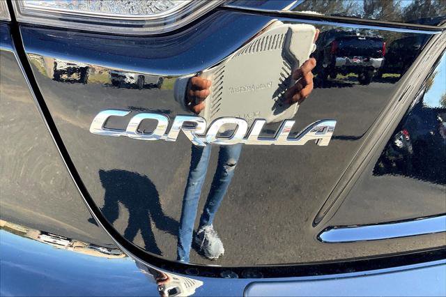 Used 2025 Toyota Corolla LE image 4