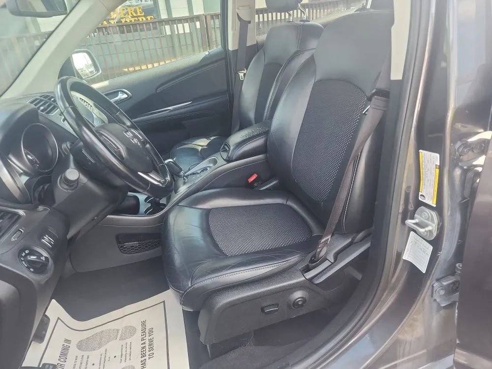 Used 2020 Dodge Journey Crossroad image 12