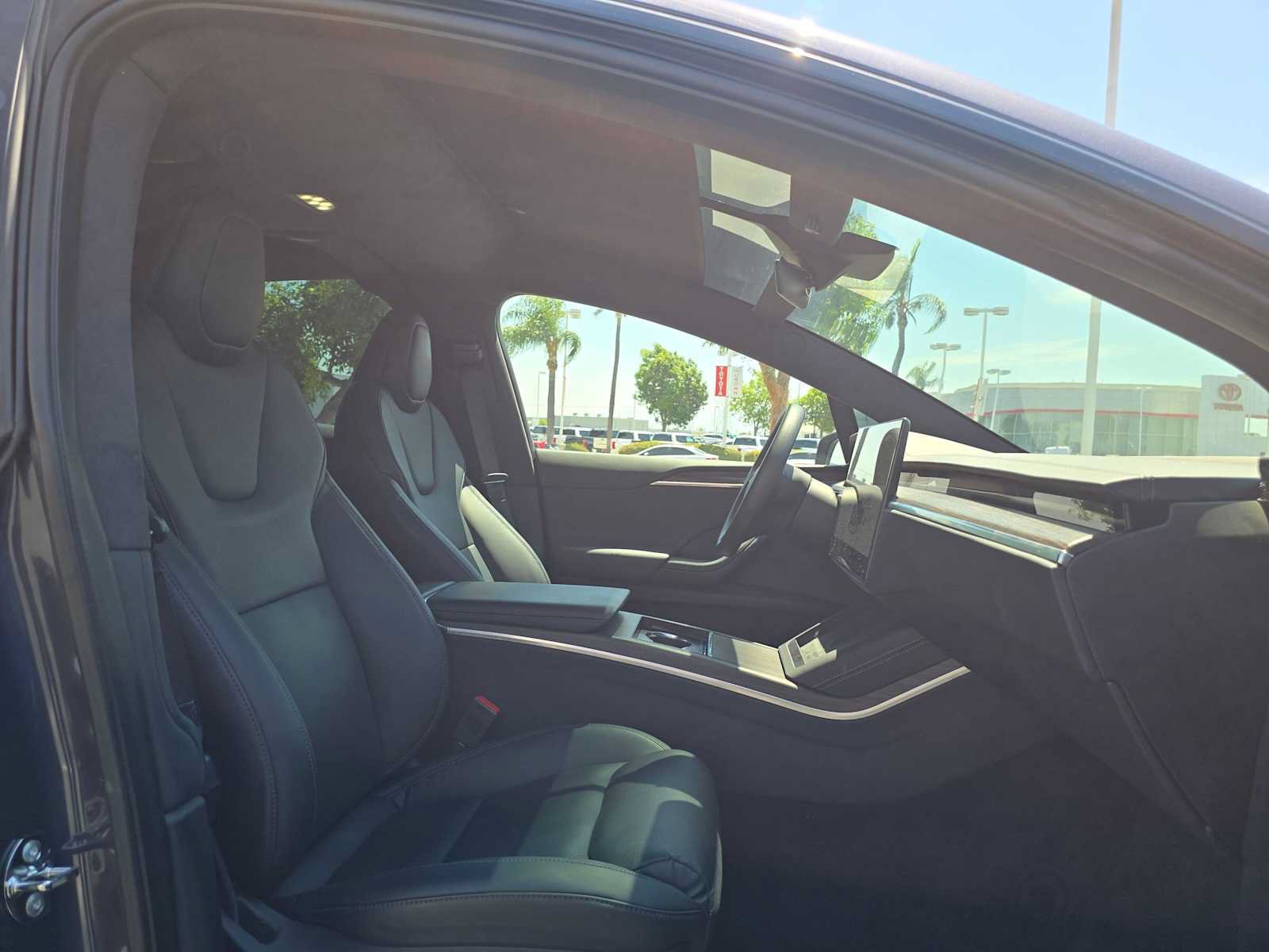Used 2023 Tesla Model X AWD/4WD image 10
