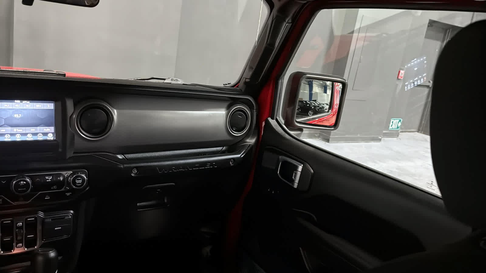 Used 2023 Jeep Wrangler Unlimited Sport AWD/4WD image 28