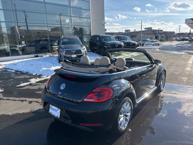 Used 2015 Volkswagen Beetle TDI image 10