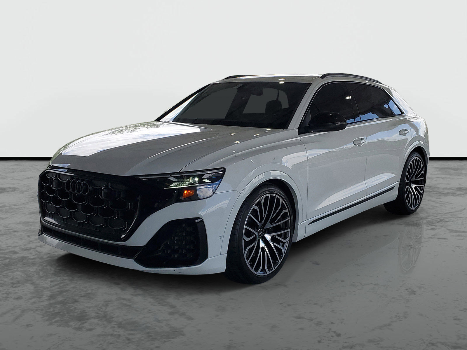 Used 2024 Audi SQ8 Prestige AWD/4WD image 4