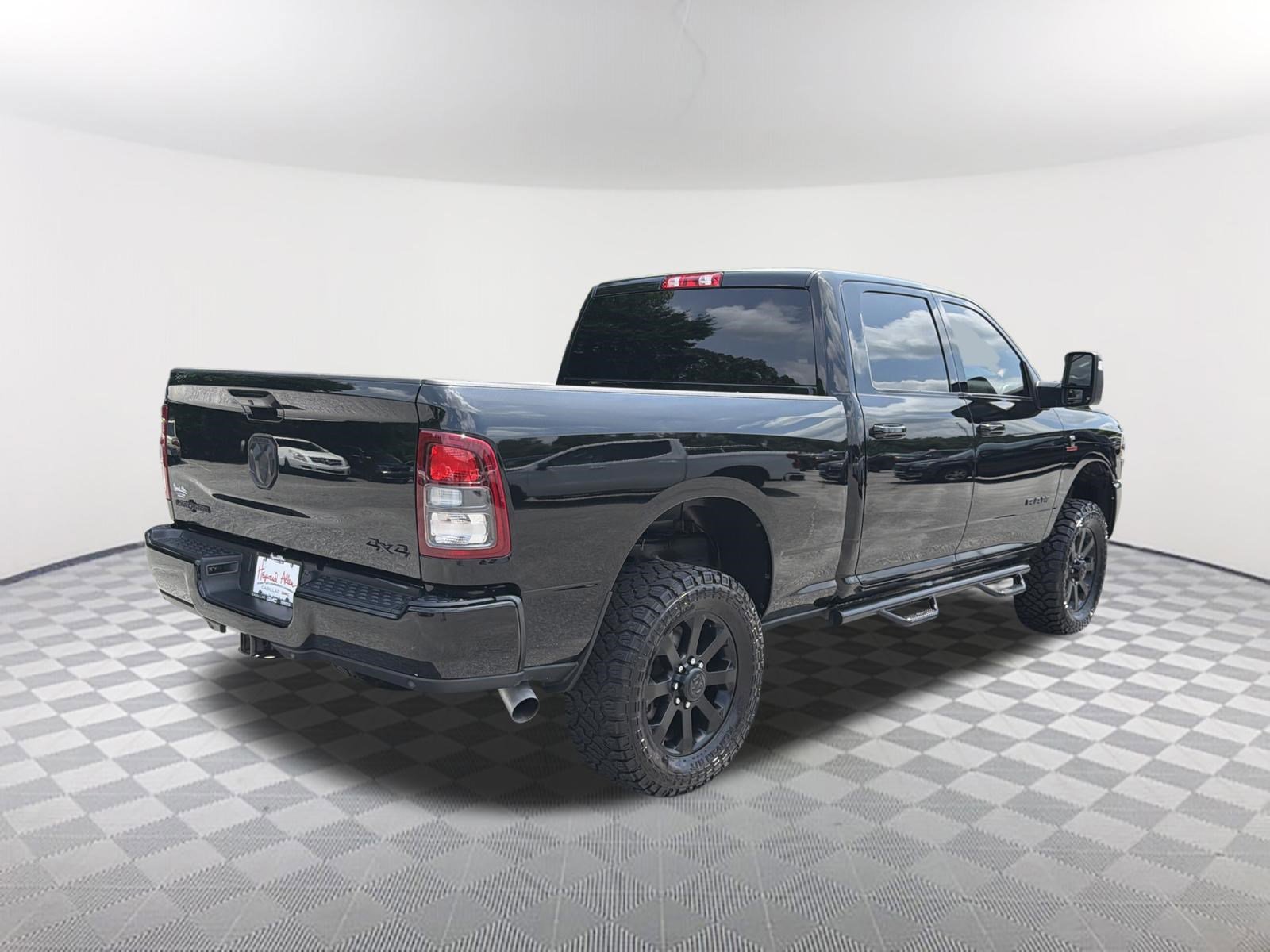 Used 2023 RAM 2500 Lone Star w/ Night Edition AWD/4WD image 6