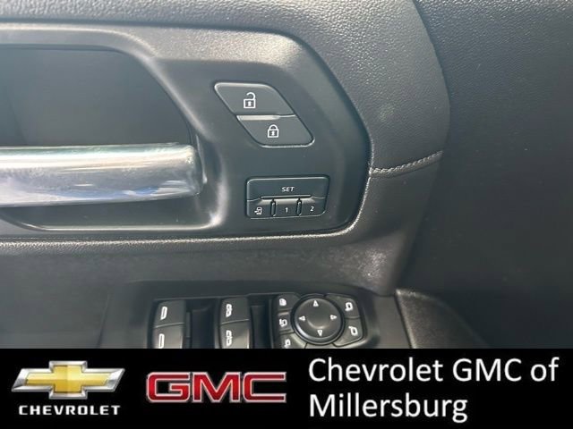 Used 2022 GMC Sierra 3500 Denali image 14
