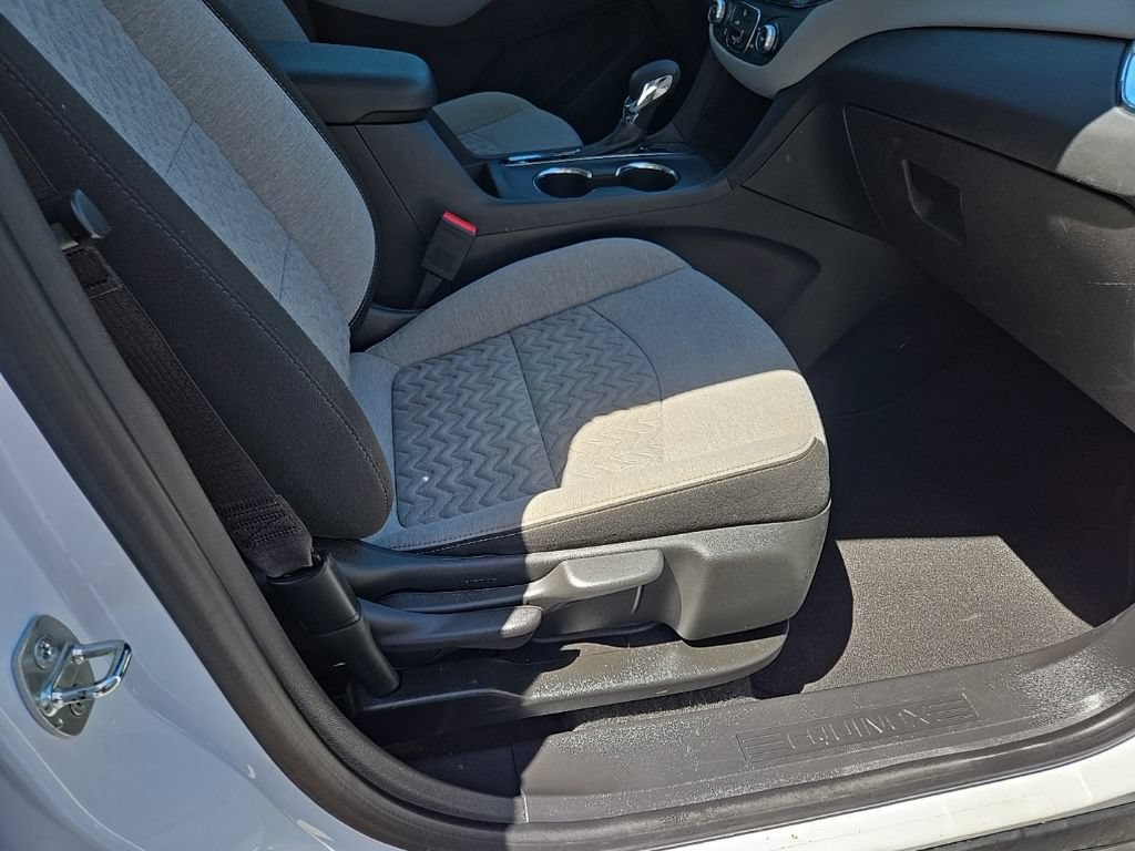Used 2023 Chevrolet Equinox LS FWD image 62