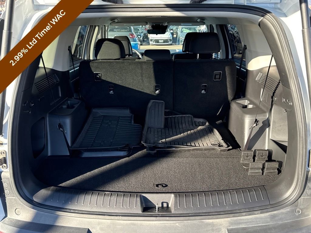 Used 2025 Hyundai Santa Fe SE image 28