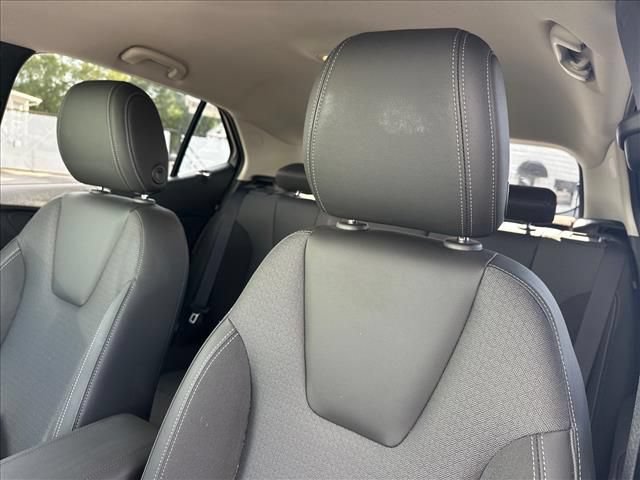 Certified 2024 Buick Encore GX Preferred w/ Comfort Package FWD image 21