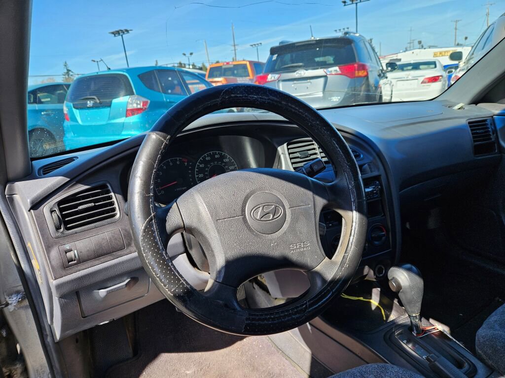 Used 2001 Hyundai Elantra GLS image 19