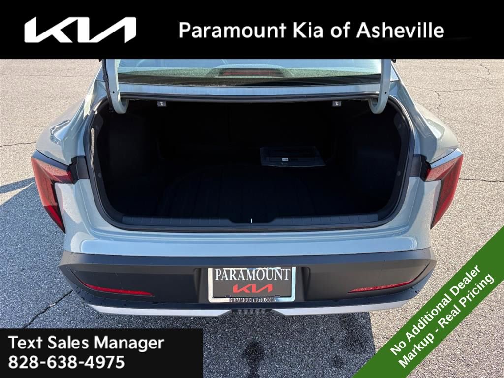 New 2026 Kia K4 LXS image 29
