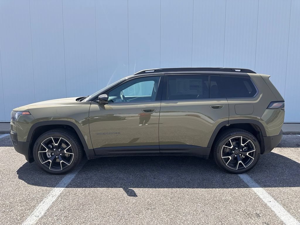 New 2026 Jeep Cherokee Overland w/ Advanced Pro Tech Group AWD/4WD image 3