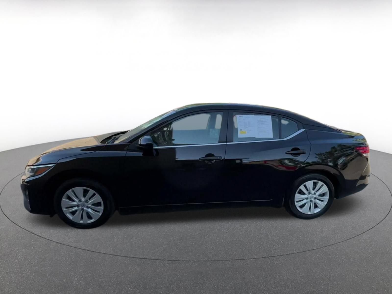Used 2025 Nissan Sentra S FWD image 8