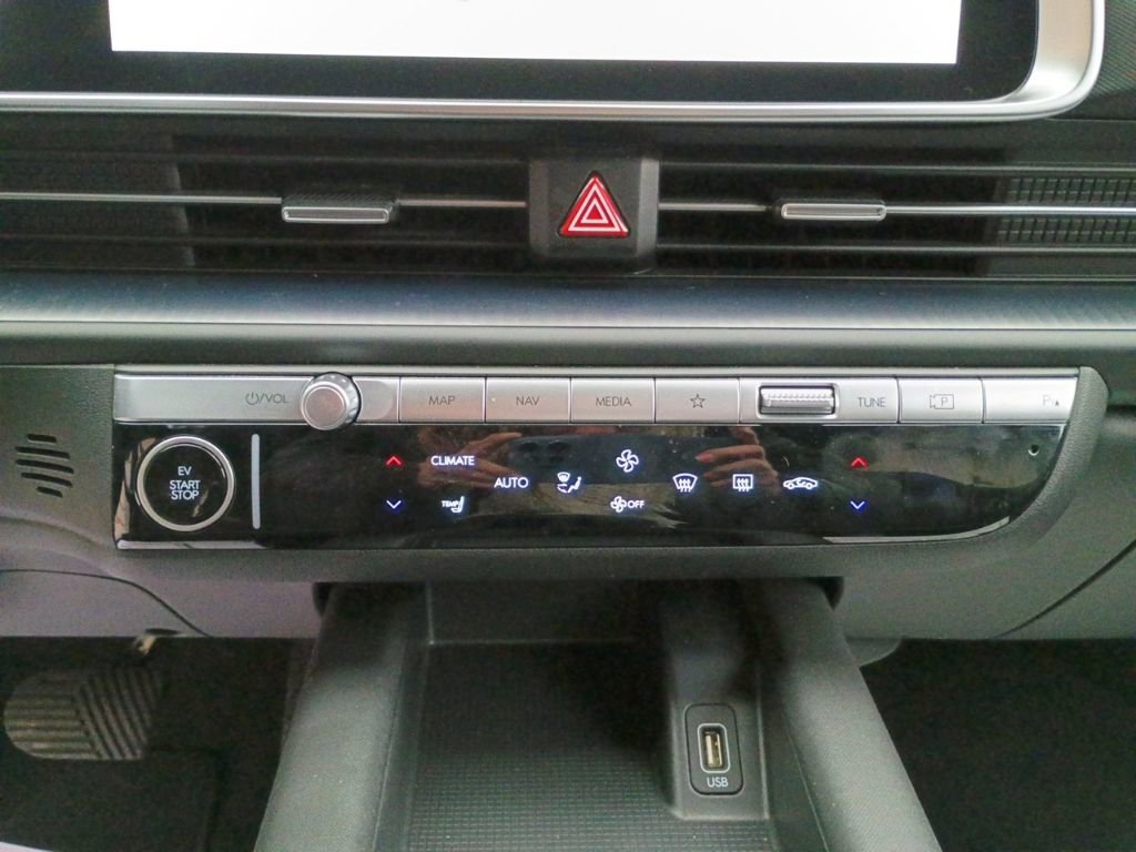 Used 2023 Hyundai Ioniq 6 SE image 25