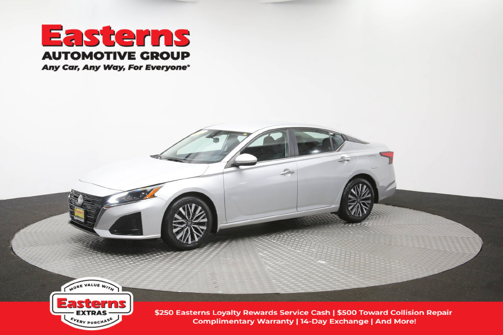 Used 2023 Nissan Altima 2.5 SV FWD image 58