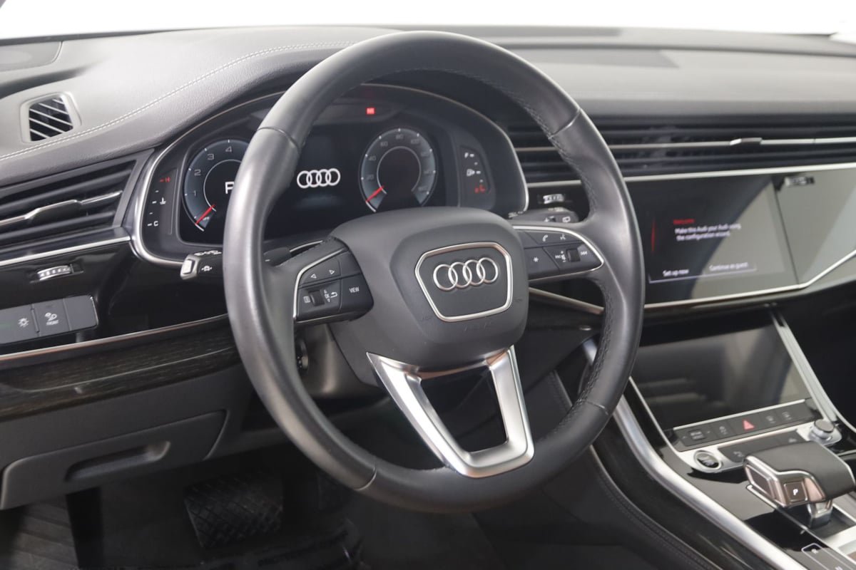 Used 2023 Audi Q7 3.0T Premium Plus w/ Premium Plus Package AWD/4WD image 6