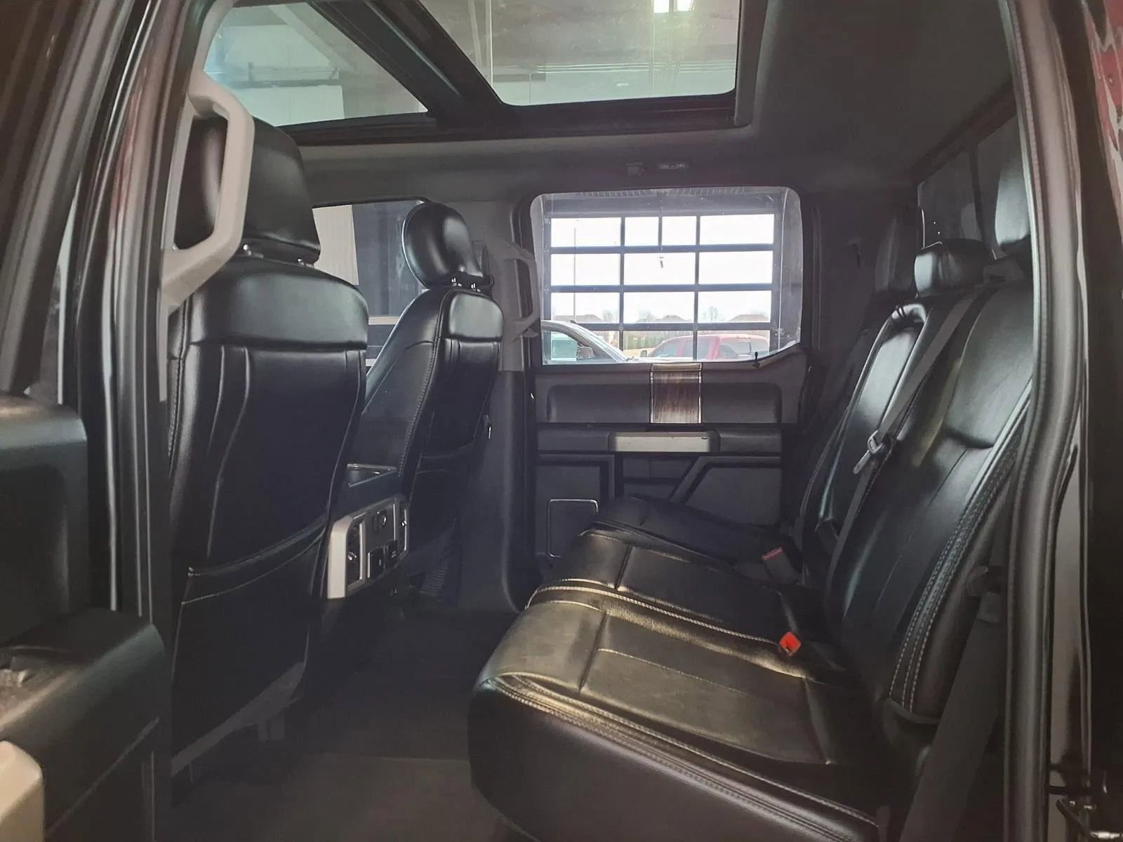 Used 2018 Ford F150 Lariat AWD/4WD image 13