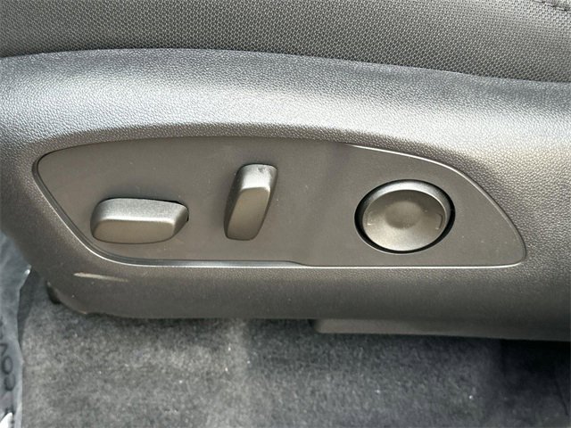 New 2025 GMC Acadia Elevation w/ Elevation Premium Package image 21