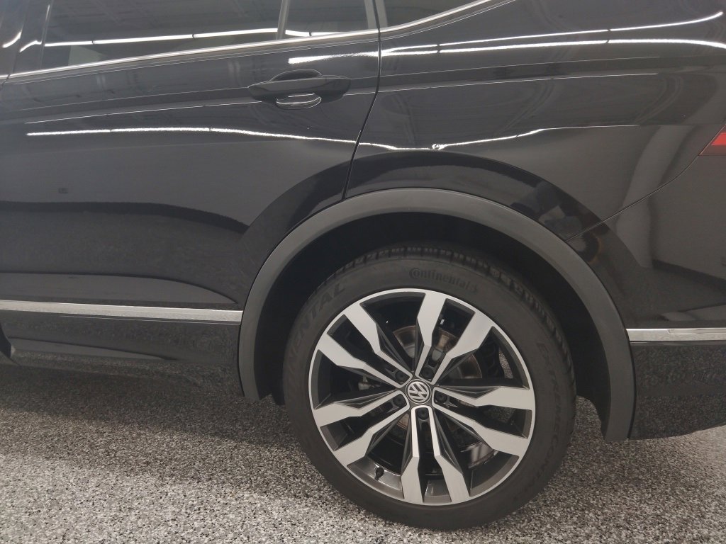 Used 2020 Volkswagen Tiguan SEL Premium R-Line w/ 3rd Row Seat Package image 8