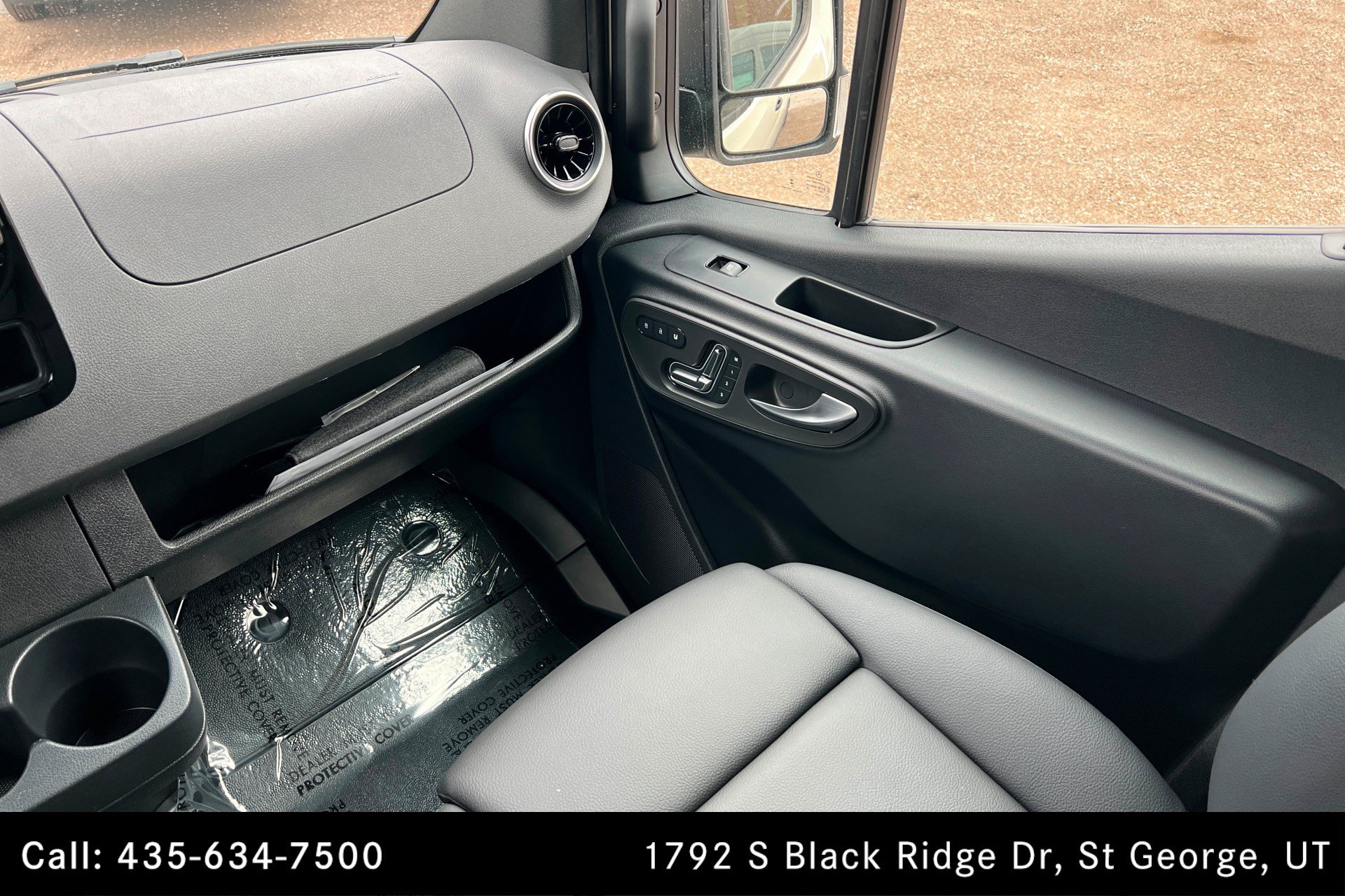 Used 2025 Mercedes-Benz Sprinter 2500 image 10