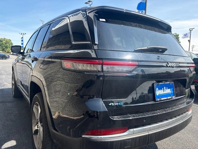 Used 2023 Jeep Grand Cherokee 4WD 4xe image 6