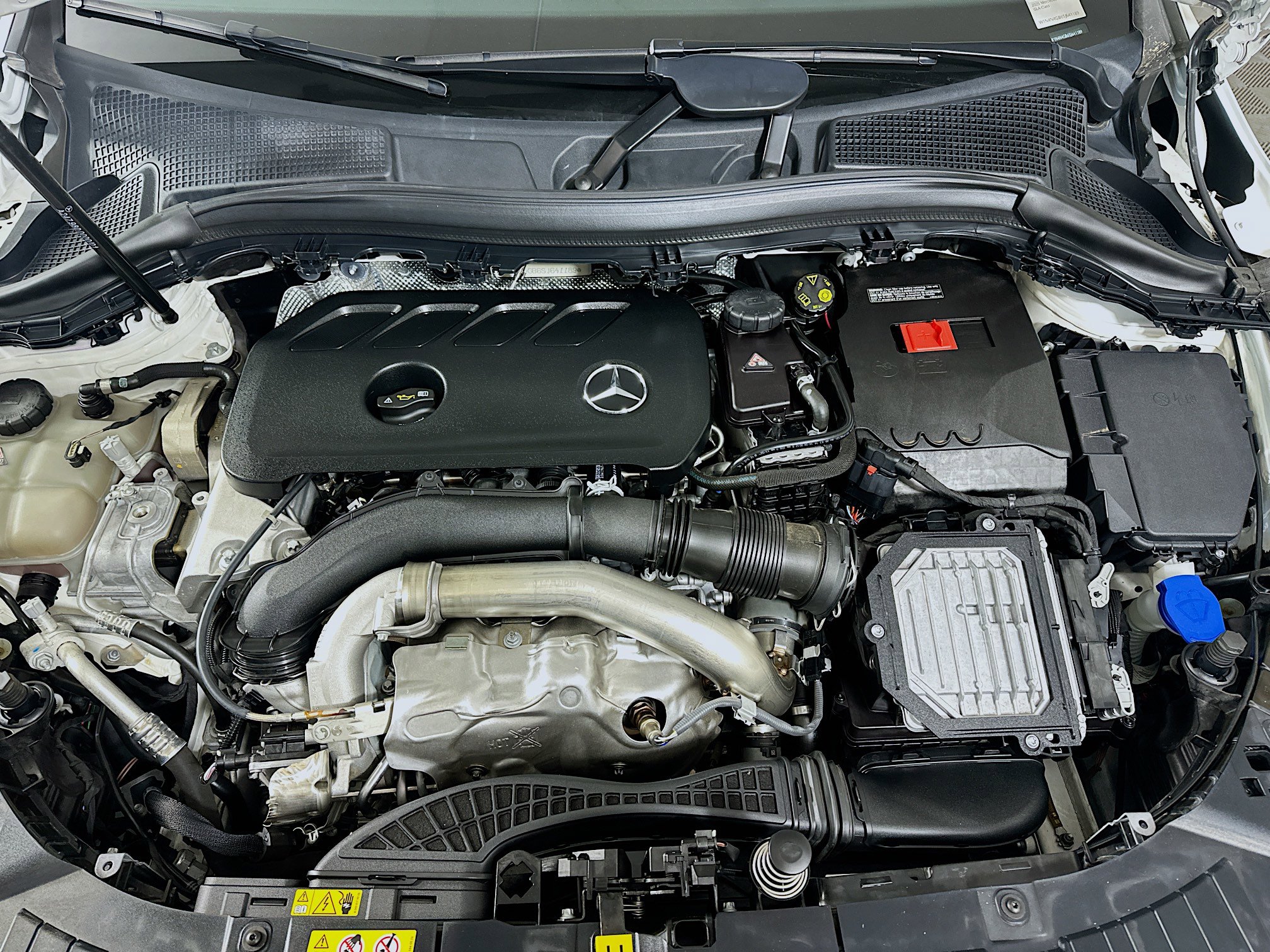 Used 2025 Mercedes-Benz GLA 250 image 32