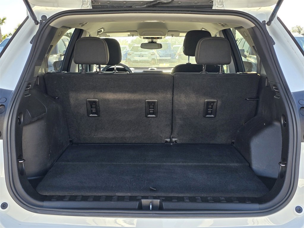 Used 2021 Chevrolet Equinox LT image 13