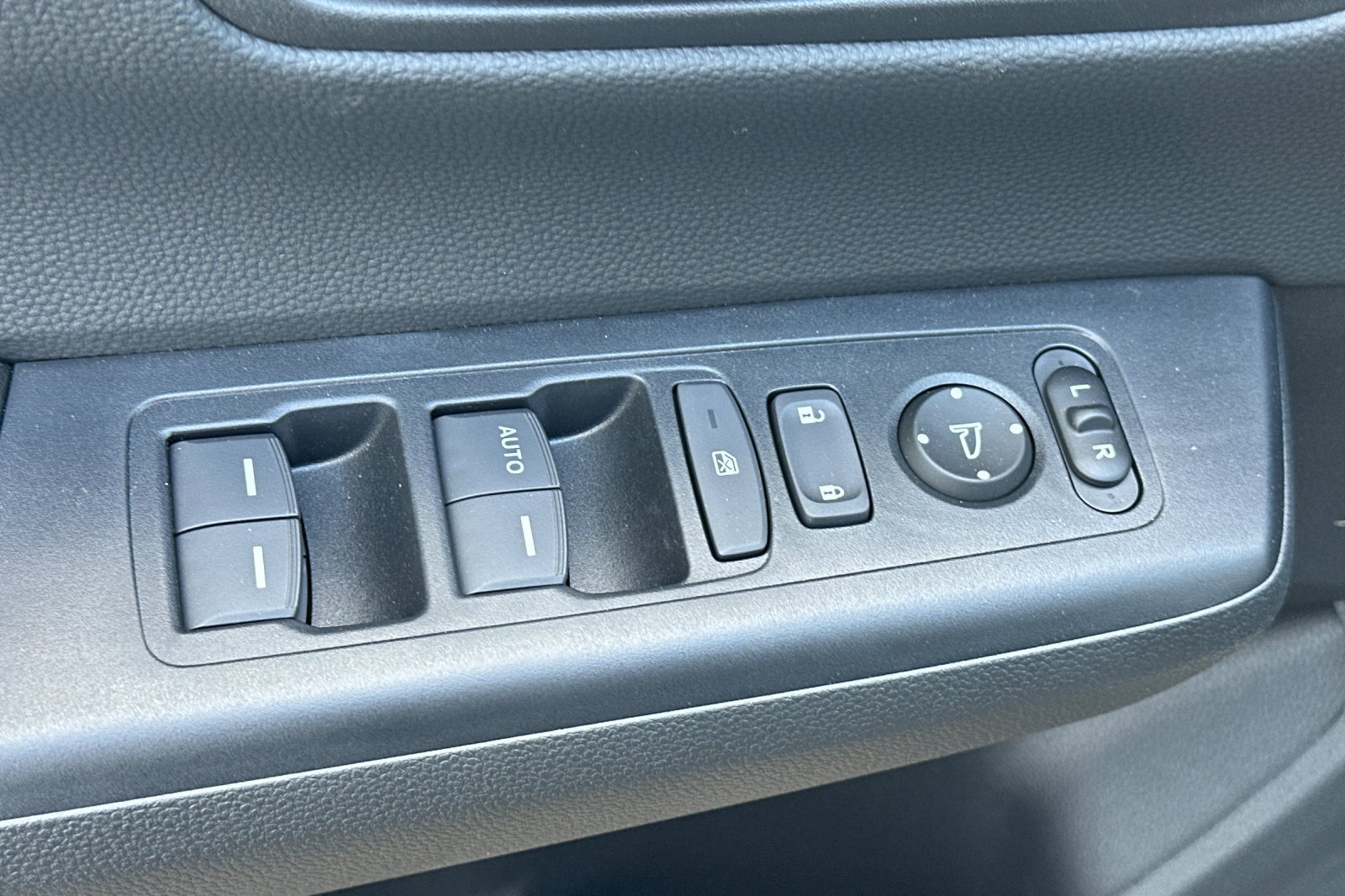 New 2026 Honda CR-V LX image 12