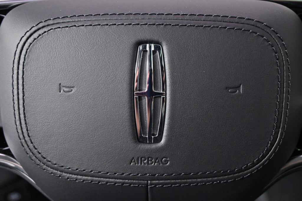 New 2026 Lincoln Nautilus Premier w/ Equipment Group 102A image 34