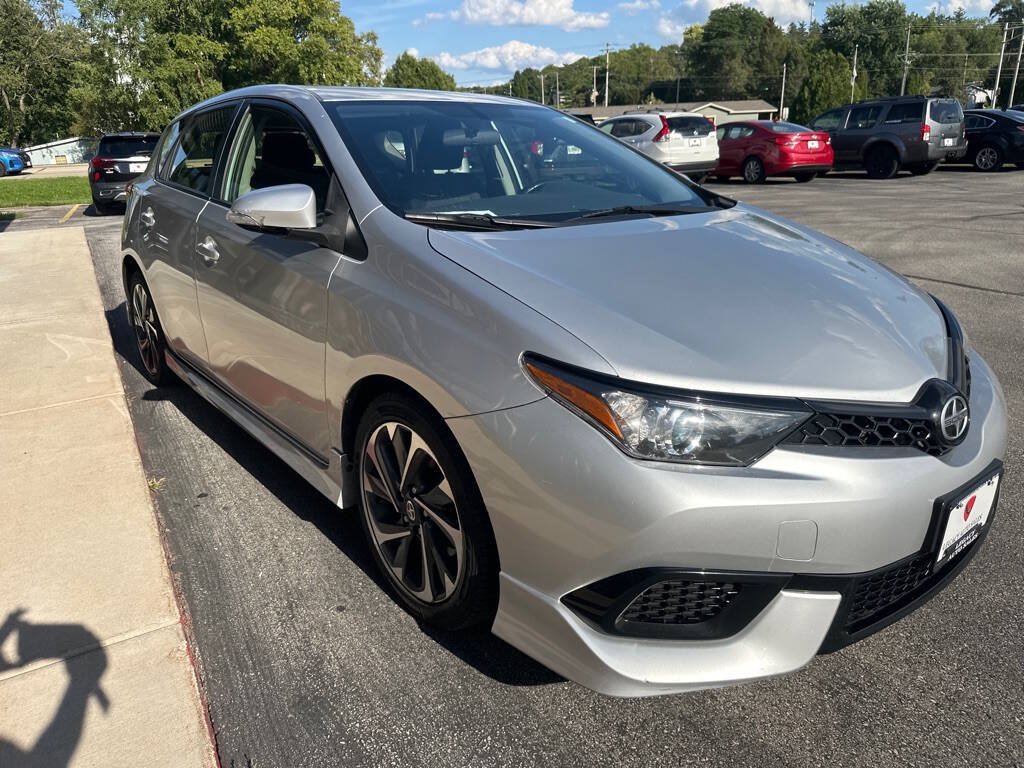 Used 2016 Scion iM FWD image 5