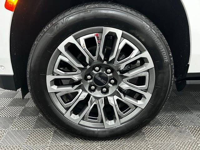 Used 2024 GMC Yukon XL Denali Ultimate image 26