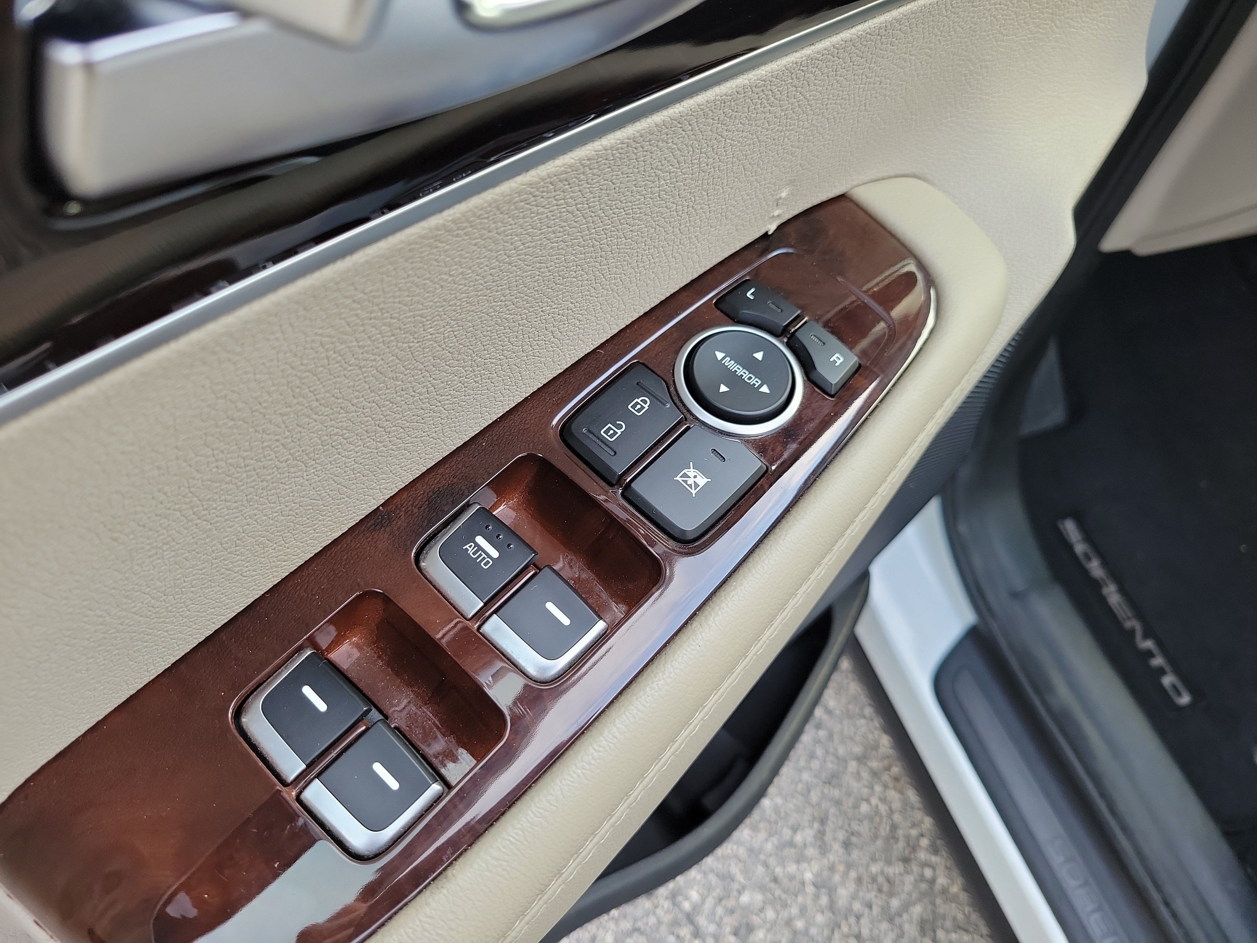 Used 2019 Kia Sorento EX AWD/4WD image 22
